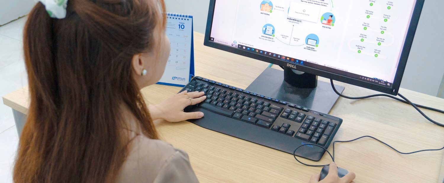 A professional using learning and productivity software